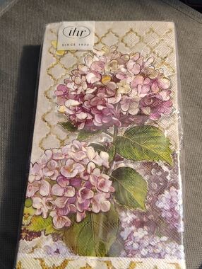 IHR Hydrangea Decorative Napkins - Pack Of 16 - Pink & Green Floral